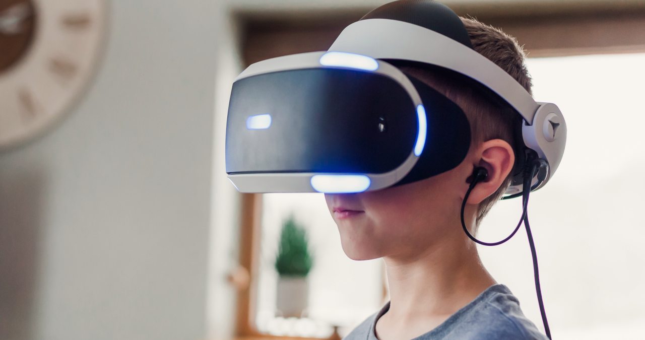 Practical Guide To Choosing The Right Virtual Reality Headset